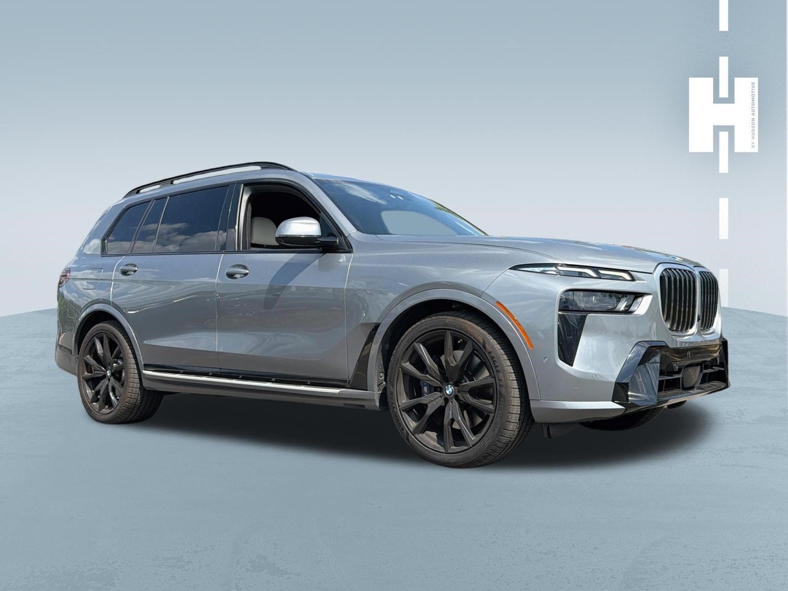 2023 BMW X7