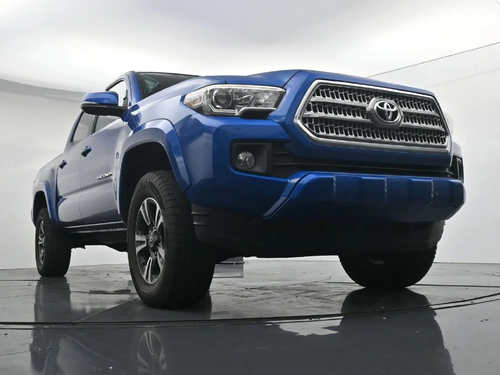 Used 2016 Blue Toyota TRD Sport image 17