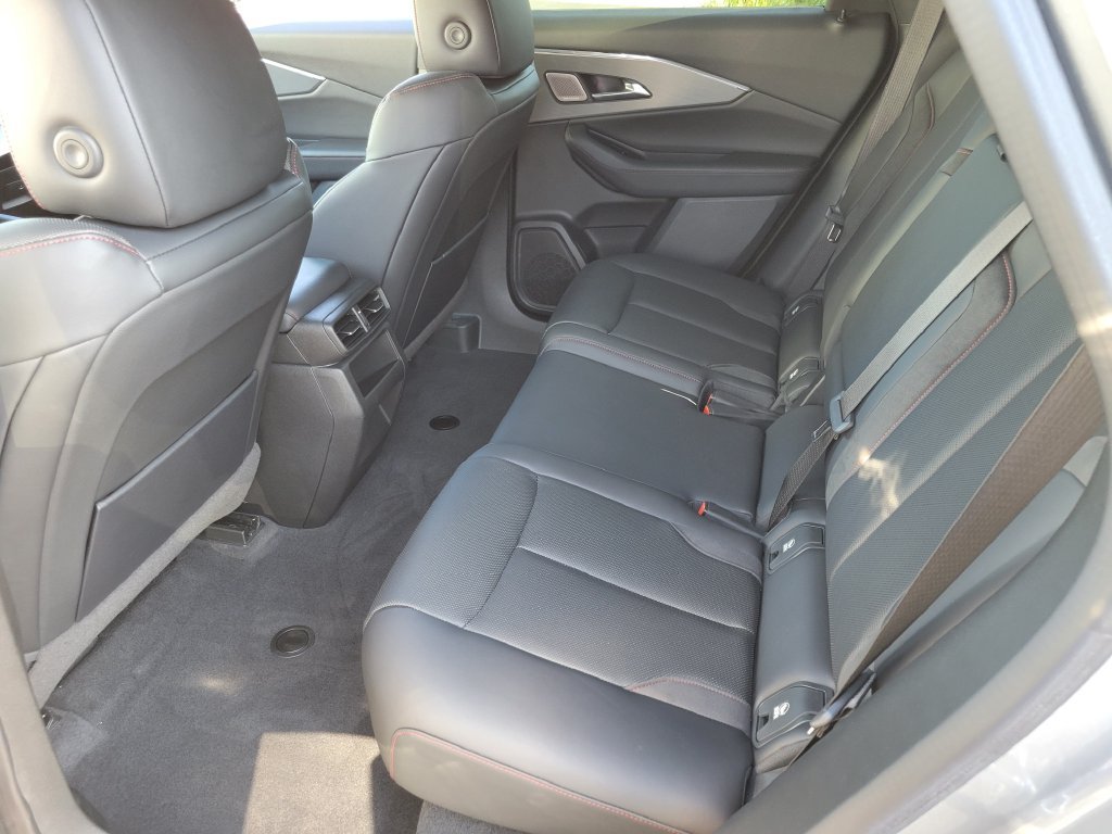 Used 2024 Mercury Silver Metallic Acura A-Spec AWD image 15