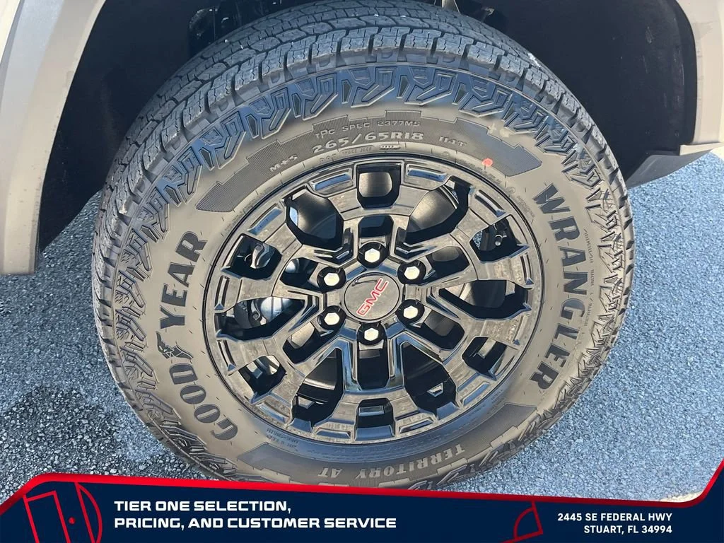 New 2026 Sterling Metallic GMC Elevation image 21