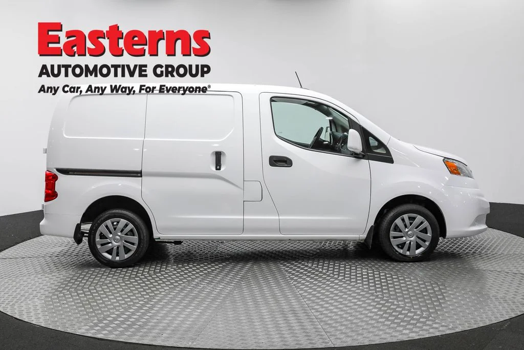 Used 2021 White Nissan SV image 4