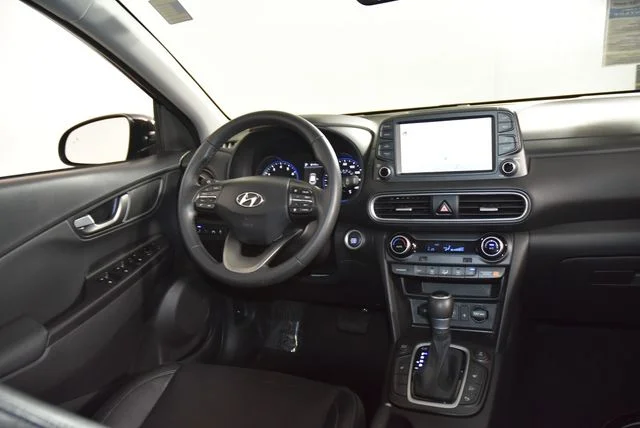 Used 2021 Black Hyundai Ultimate image 18