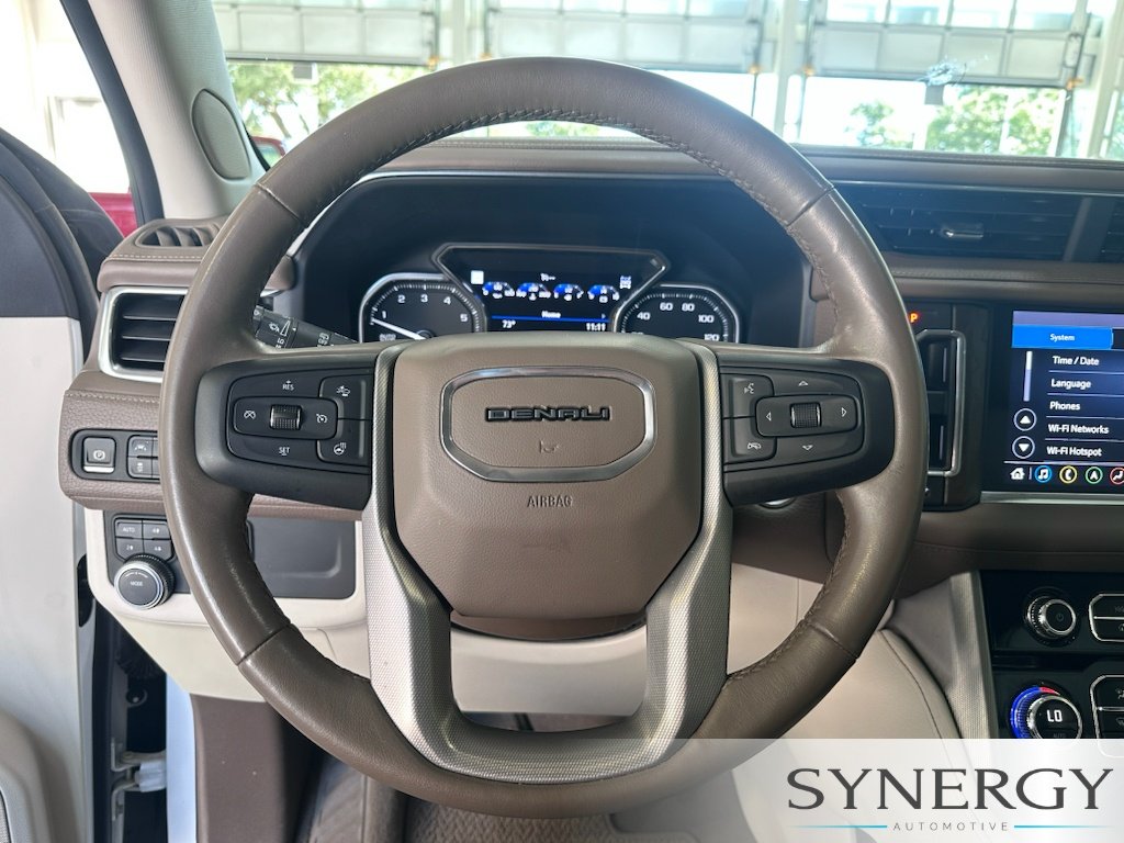 Used 2021 White Frost Tricoat GMC Denali image 20