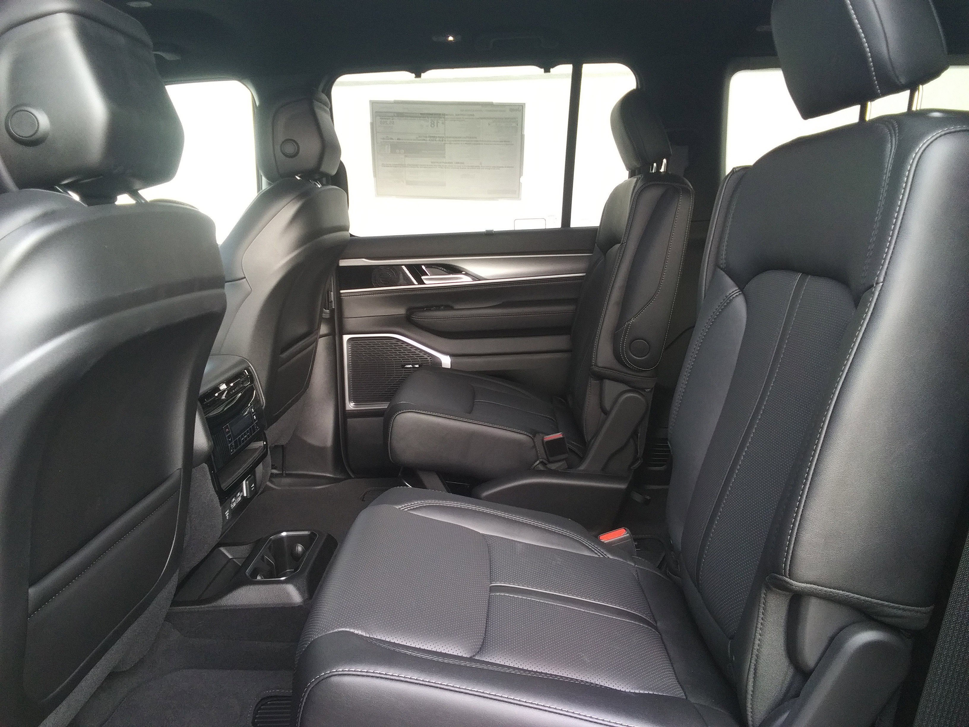 New 2026 High Gloss Black Exterior Paint Jeep Limited Altitude image 12