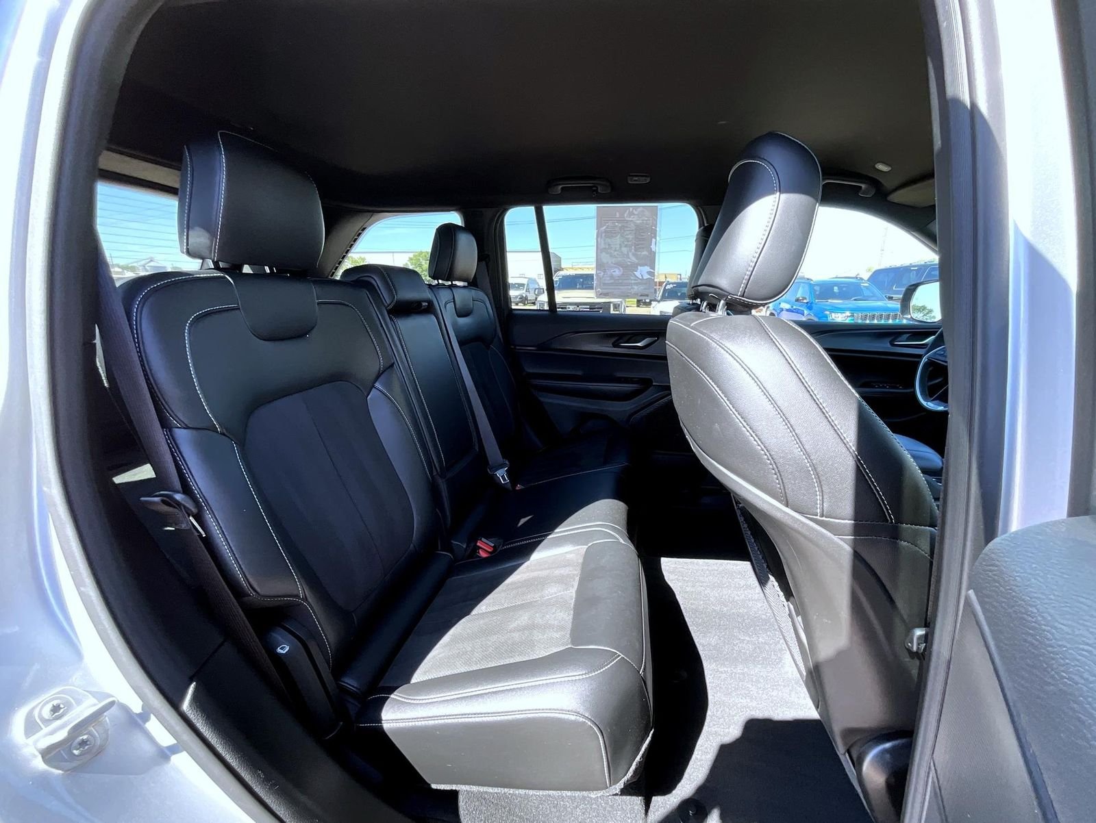 Certified Used 2025 Silver Jeep Altitude image 18