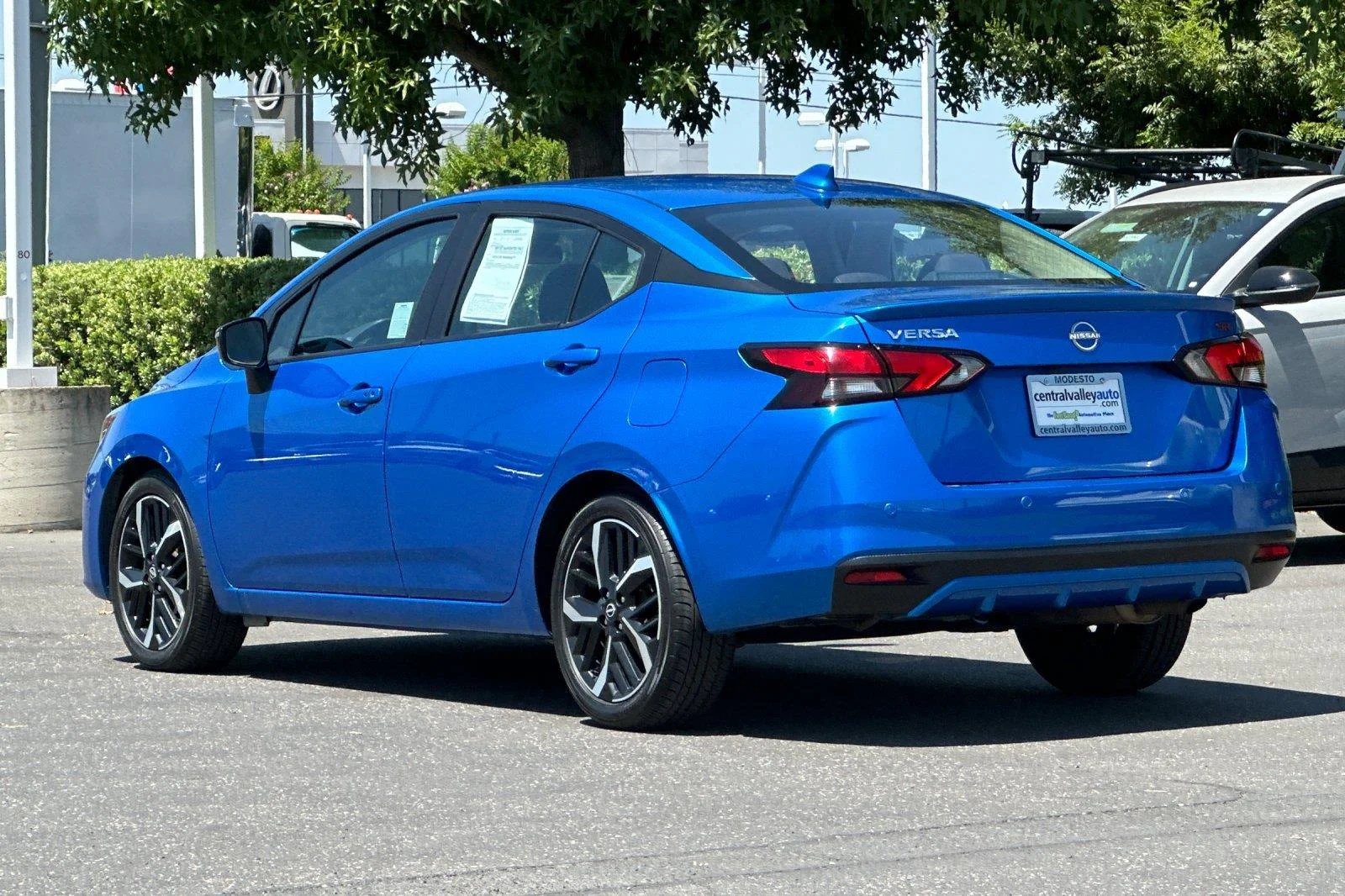 Certified Used 2024 Electric Blue Metallic Nissan SR image 5