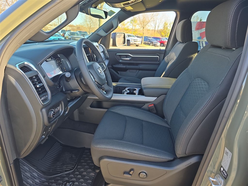 2026 RAM 1500 Big Horn/Lone Star - Photo 19