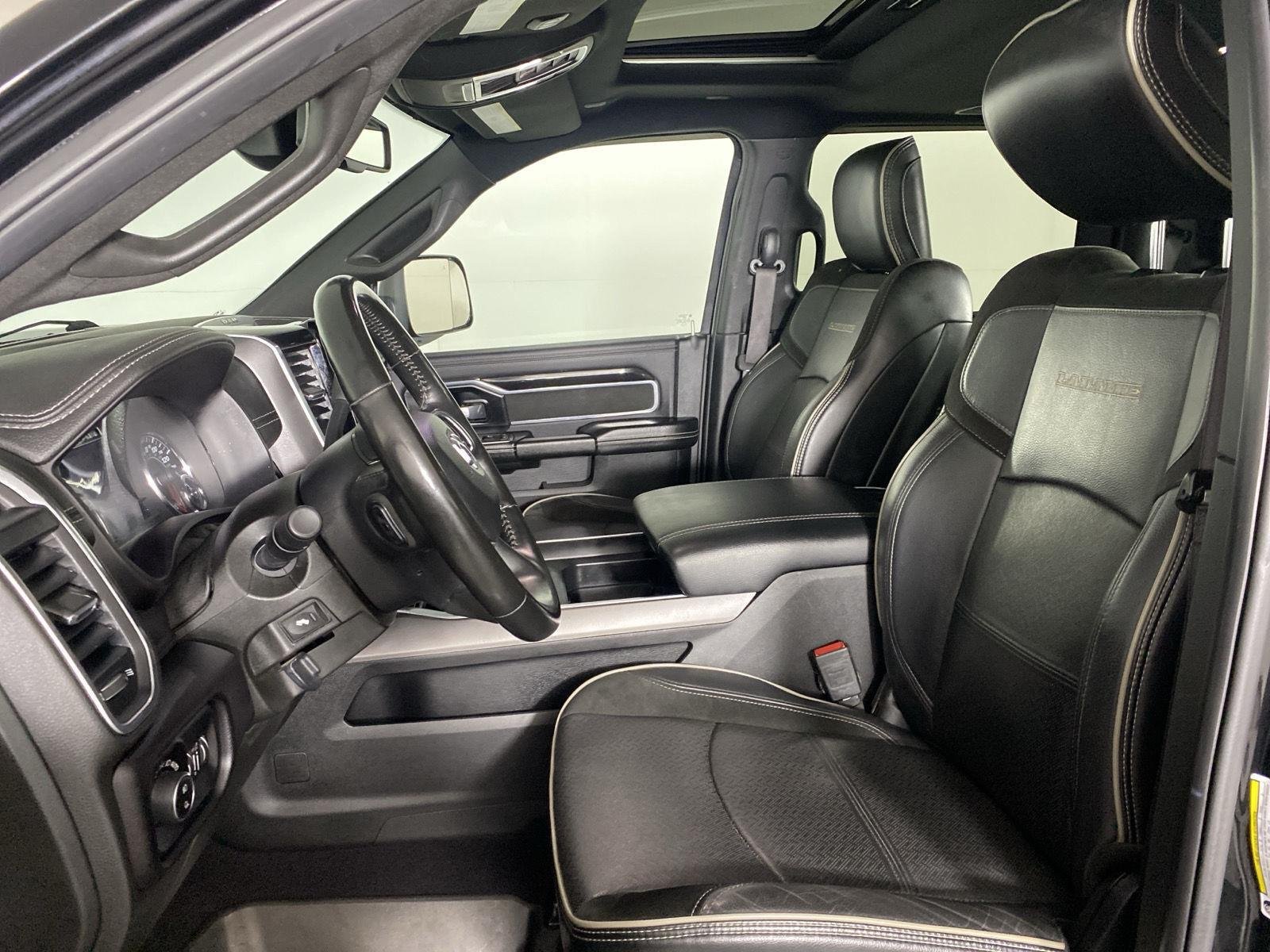 Used 2021 Diamond Black Crystal Pearlcoat Ram Laramie image 10