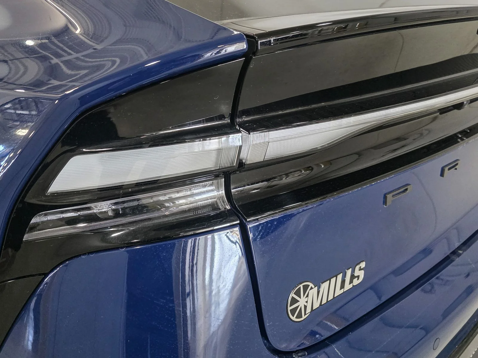2026 Toyota Prius Plug-in Hybrid XSE - Photo 15