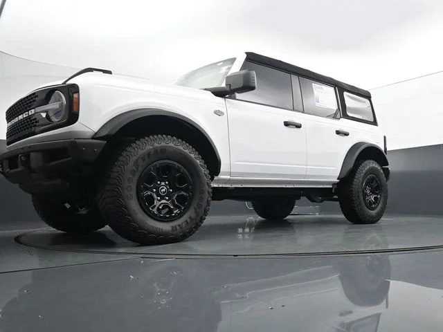 Used 2024 White Ford Wildtrak image 27