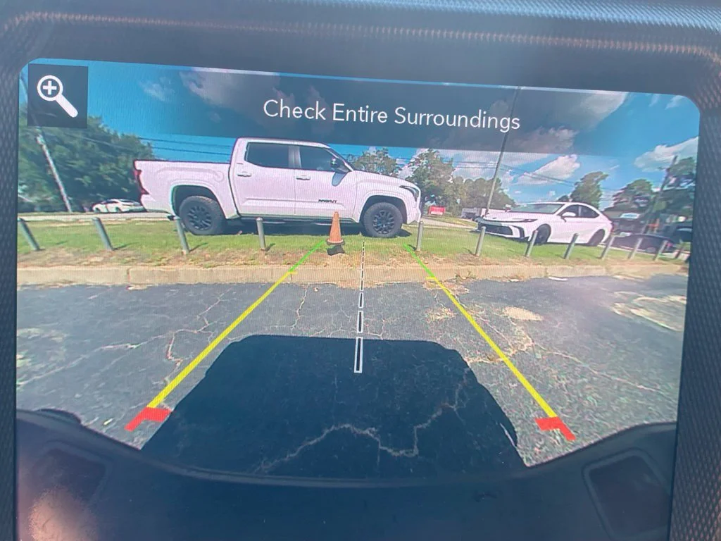 Used 2021 Black Jeep Overland image 29