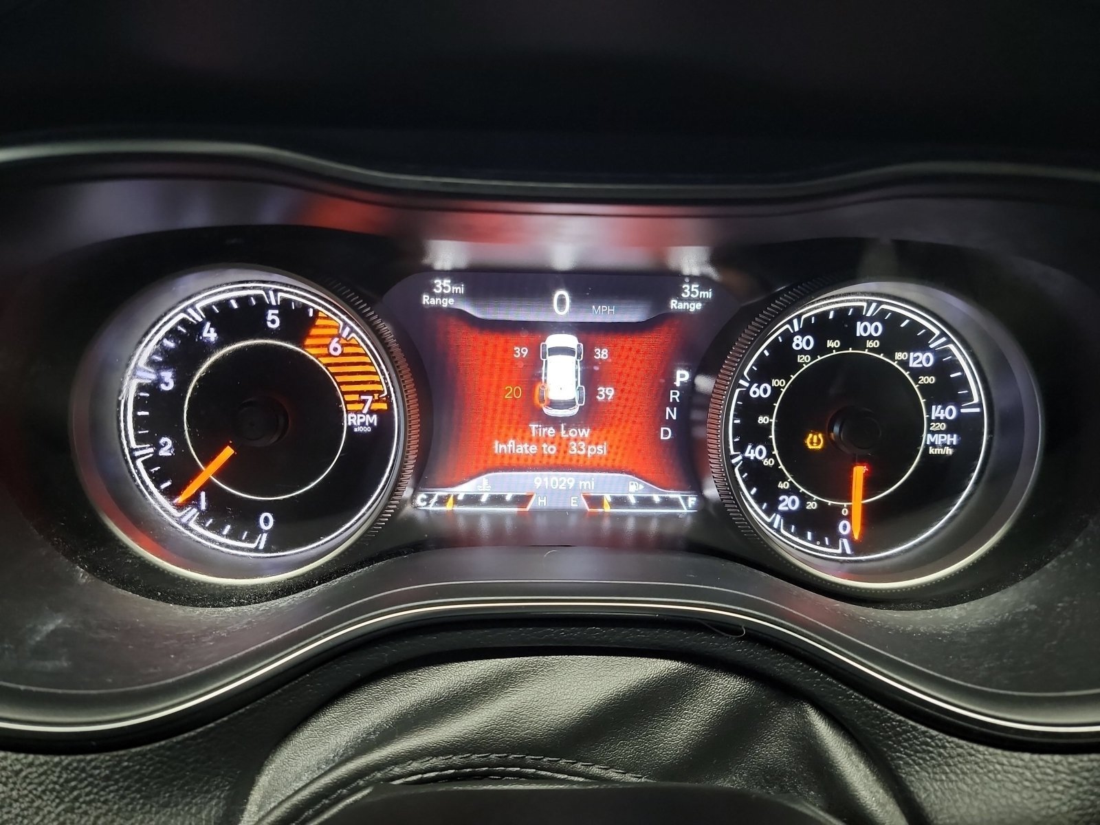 Used 2020 Diamond Black Crystal Pearlcoat Jeep Limited image 17
