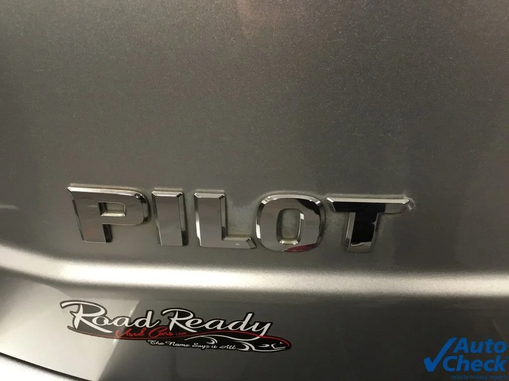 Used 2013 Silver Honda EX-L image 15