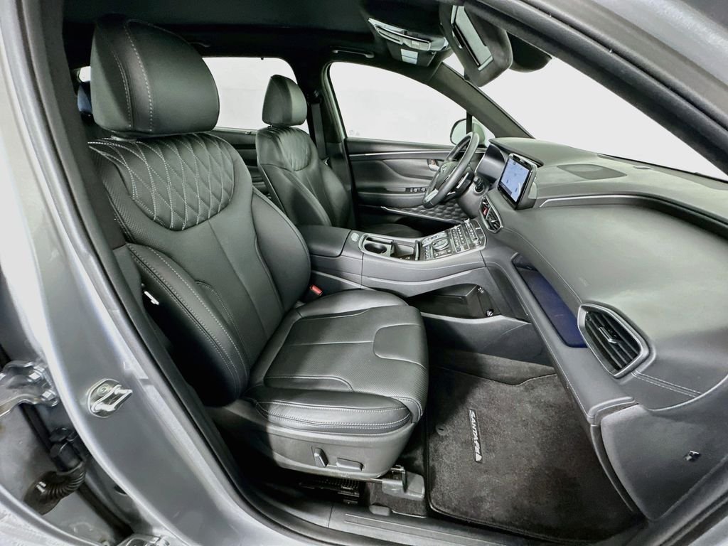 Used 2023 Silver Hyundai Calligraphy image 29