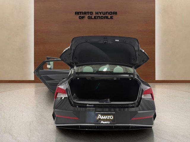 New 2026 Black Hyundai Limited image 5