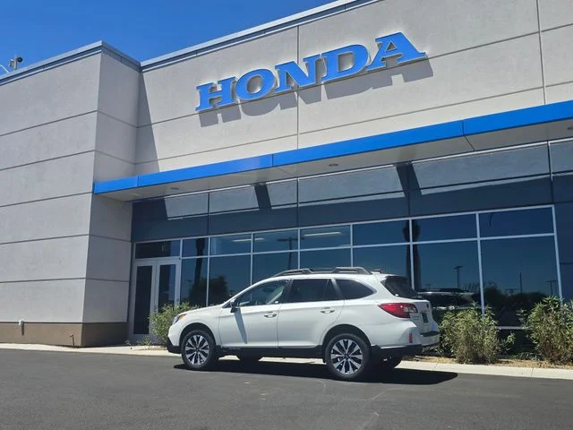 Used 2017 Crystal White Pearl Subaru 2.5i image 20