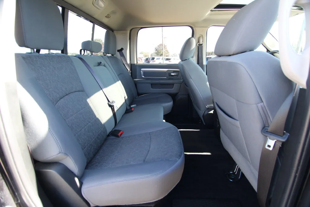 Used 2018 Brilliant Black Crystal Pearlcoat Ram Big Horn image 9