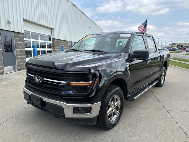 Certified Used 2024 Agate Black Metallic Ford XLT image 3