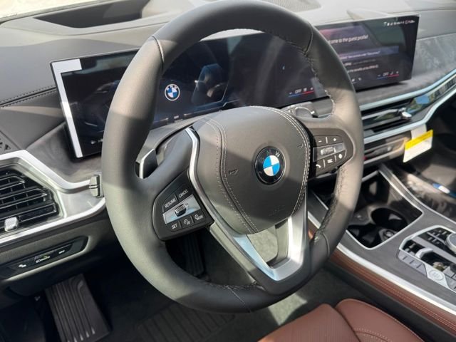 Used 2026 Alpine White BMW xDrive40i image 14