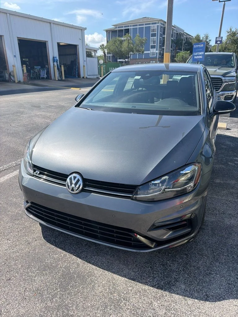 2018 Volkswagen Golf R w/DCC & Navigation 4-door DSG's photo