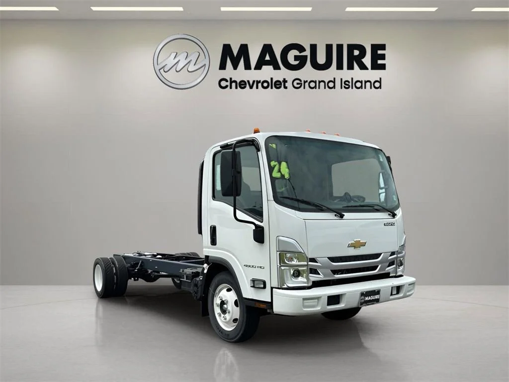 New 2024 Arc White Chevrolet NA image 12