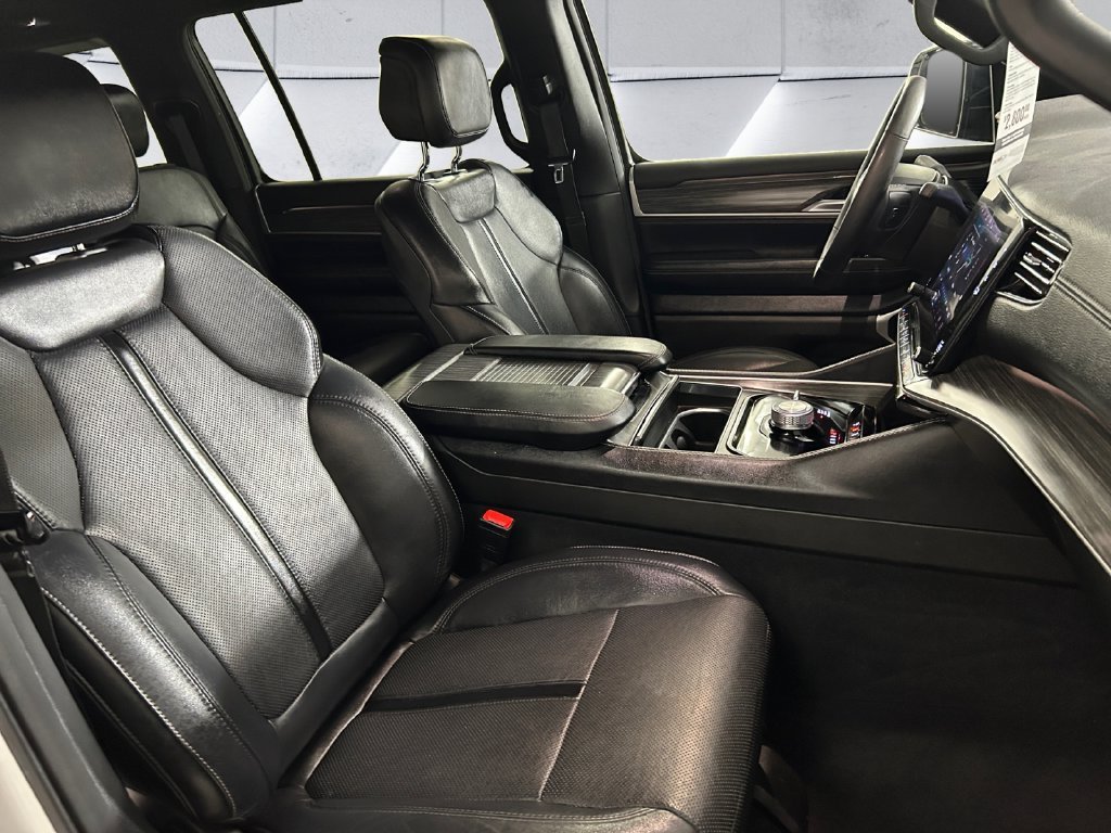 Used 2024 White Jeep Series II image 14