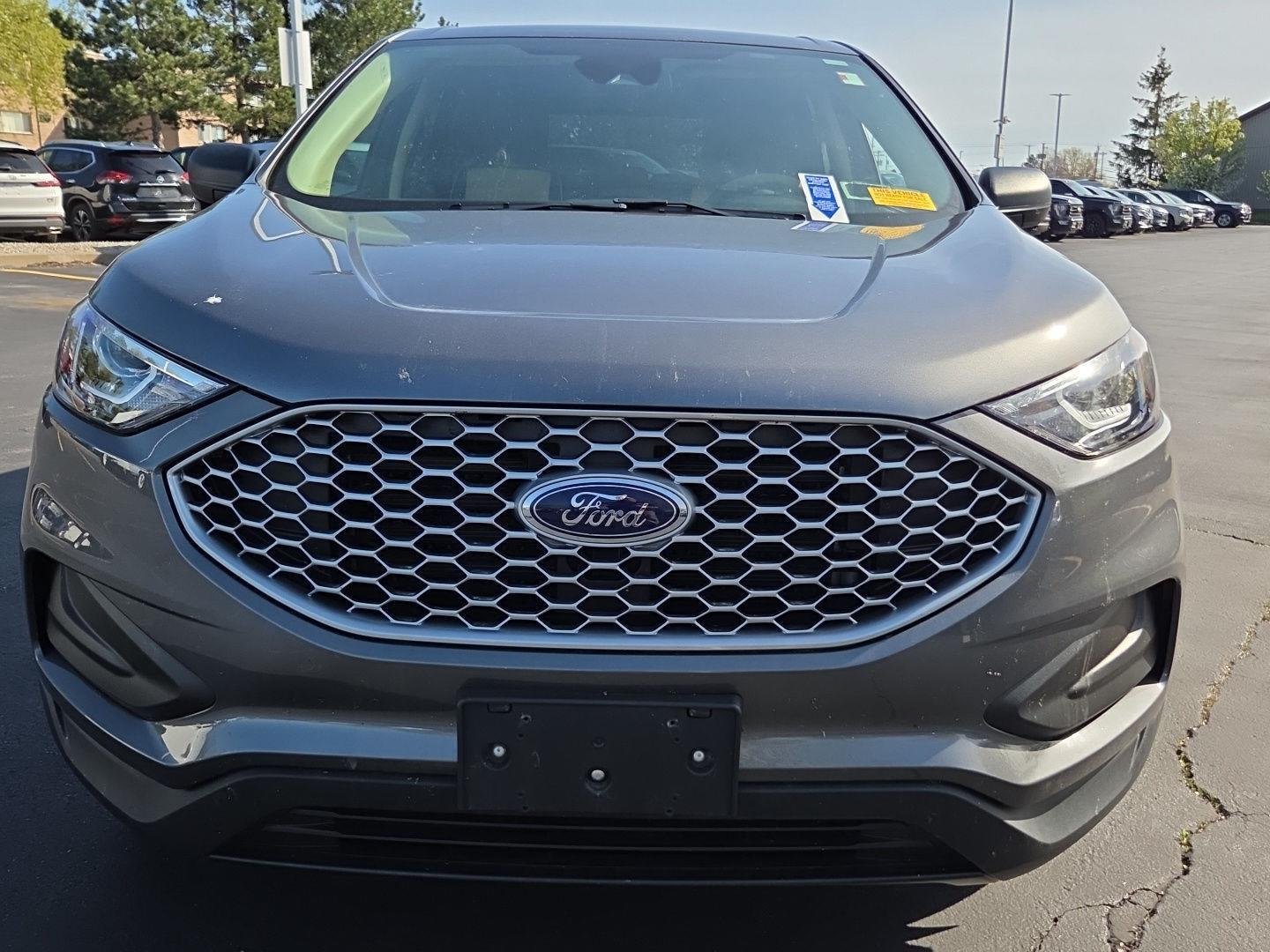 Used 2024 Carbonized Gray Metallic Ford SE image 6