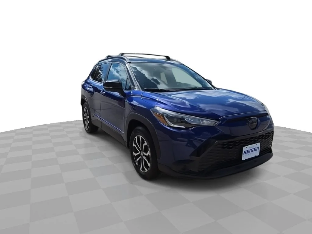 Used 2023 Blue Toyota Hybrid SE image 3