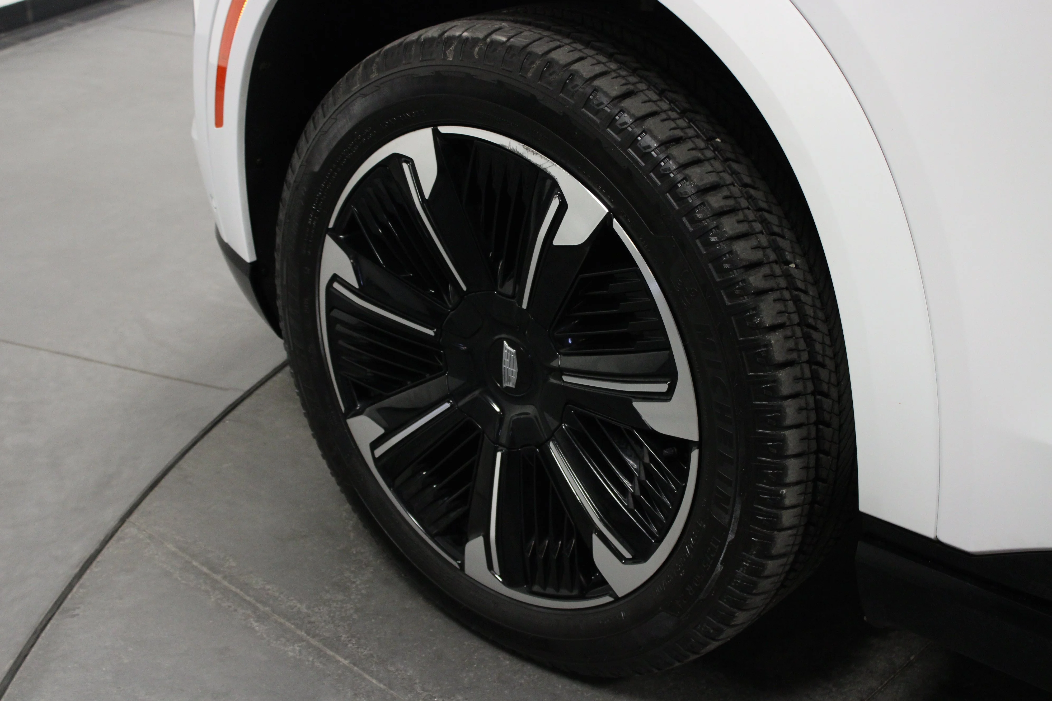 Used 2025 Summit White Cadillac Sport 1 image 10