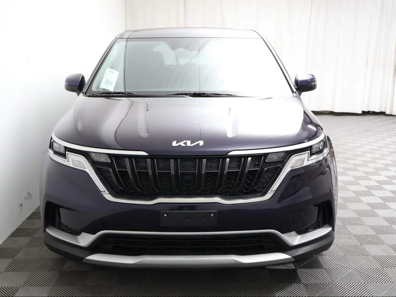 Used 2024 Deep Chroma Blue Kia LX image 4