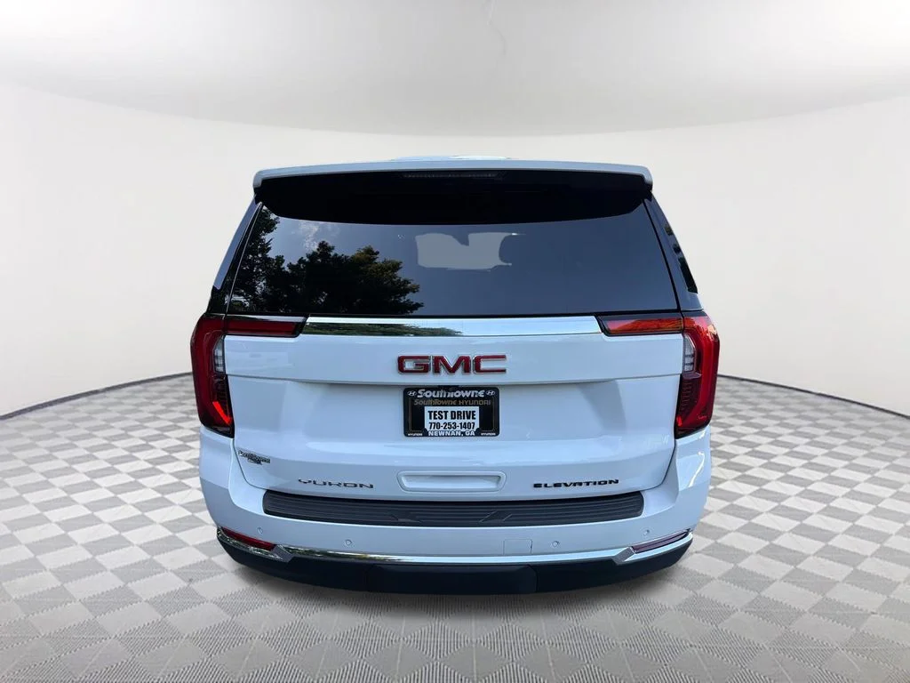 Used 2025 White GMC Elevation image 6