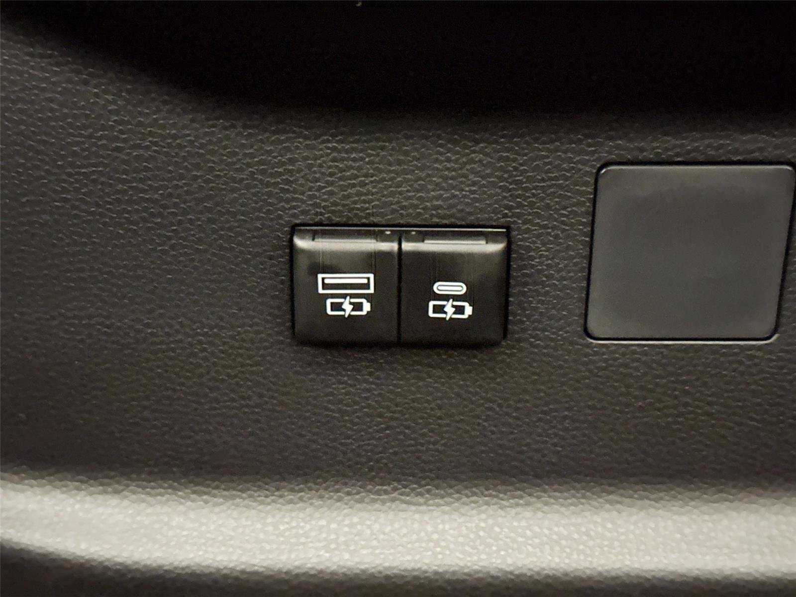 New 2026 Wind Chill Pearl Toyota Limited i-FORCE MAX image 40