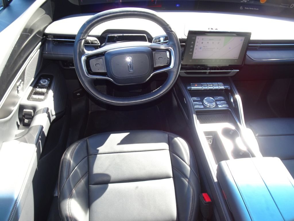 Used 2024 Blue Lincoln Premiere image 15