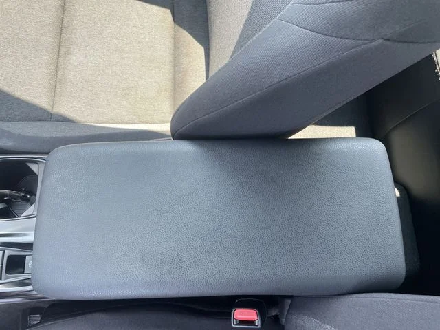 2025 Toyota Camry LE - Photo 27