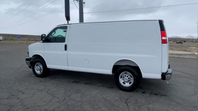 2025 Chevrolet Express Cargo Work Van - Photo 6