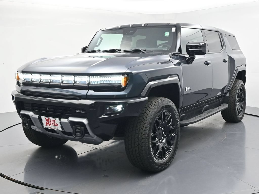 2026 GMC Hummer EV 2X SUV's photo