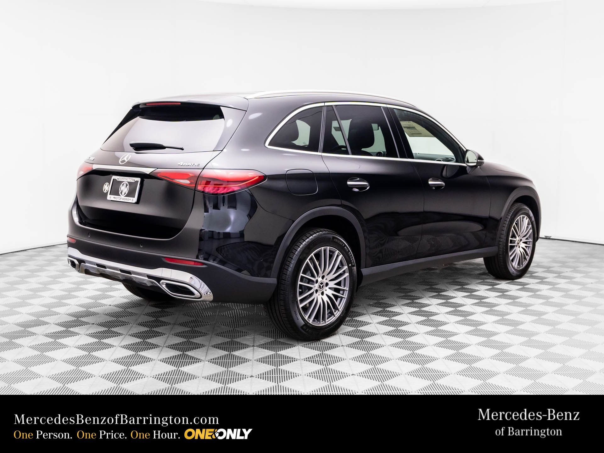 New 2026 Black Mercedes-Benz GLC 300 image 6