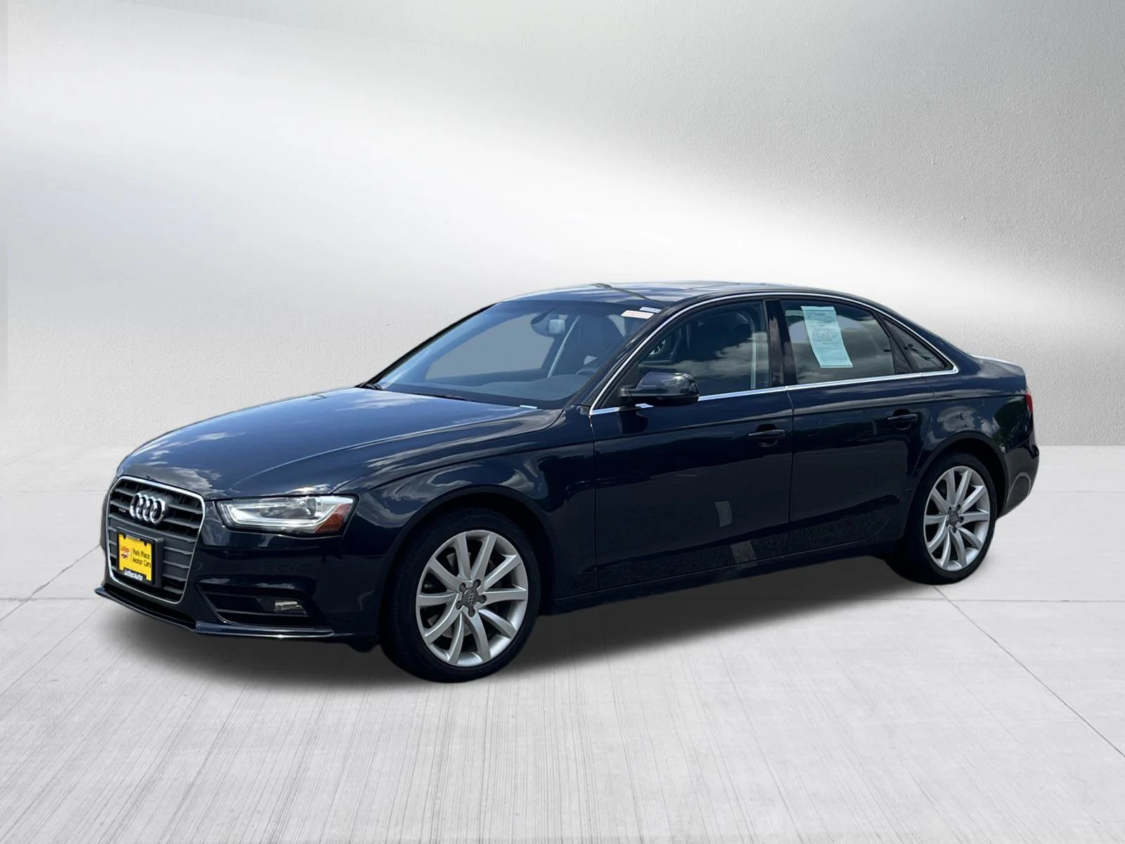 Used 2013 Moonlight Blue Pearl Audi Premium Plus image 3