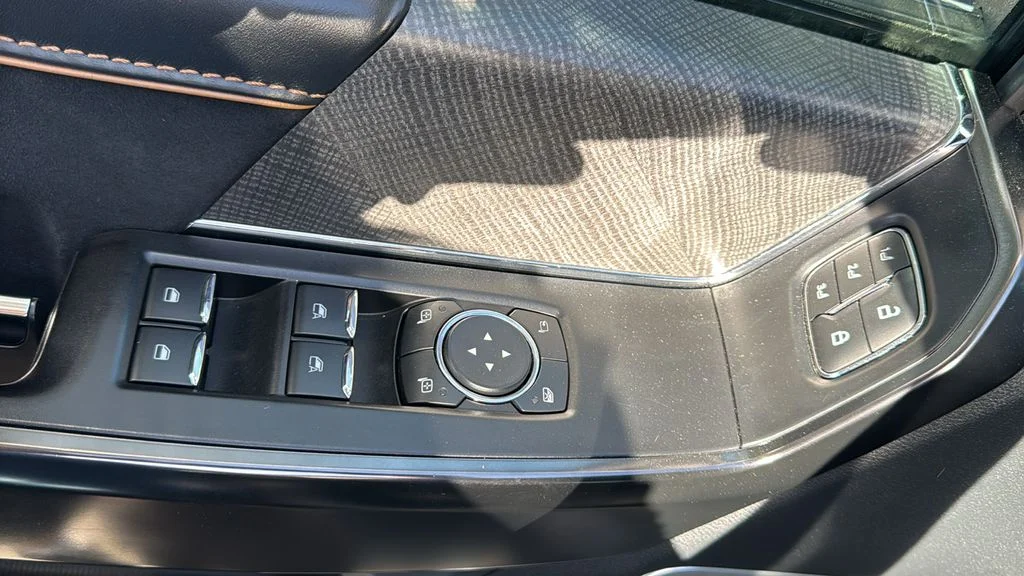 Certified Used 2021 Carbonized Gray Metallic Ford Platinum image 21