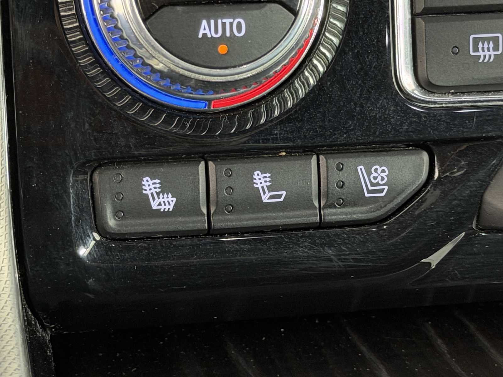 Used 2023 Titanium Rush Metallic GMC Denali image 32