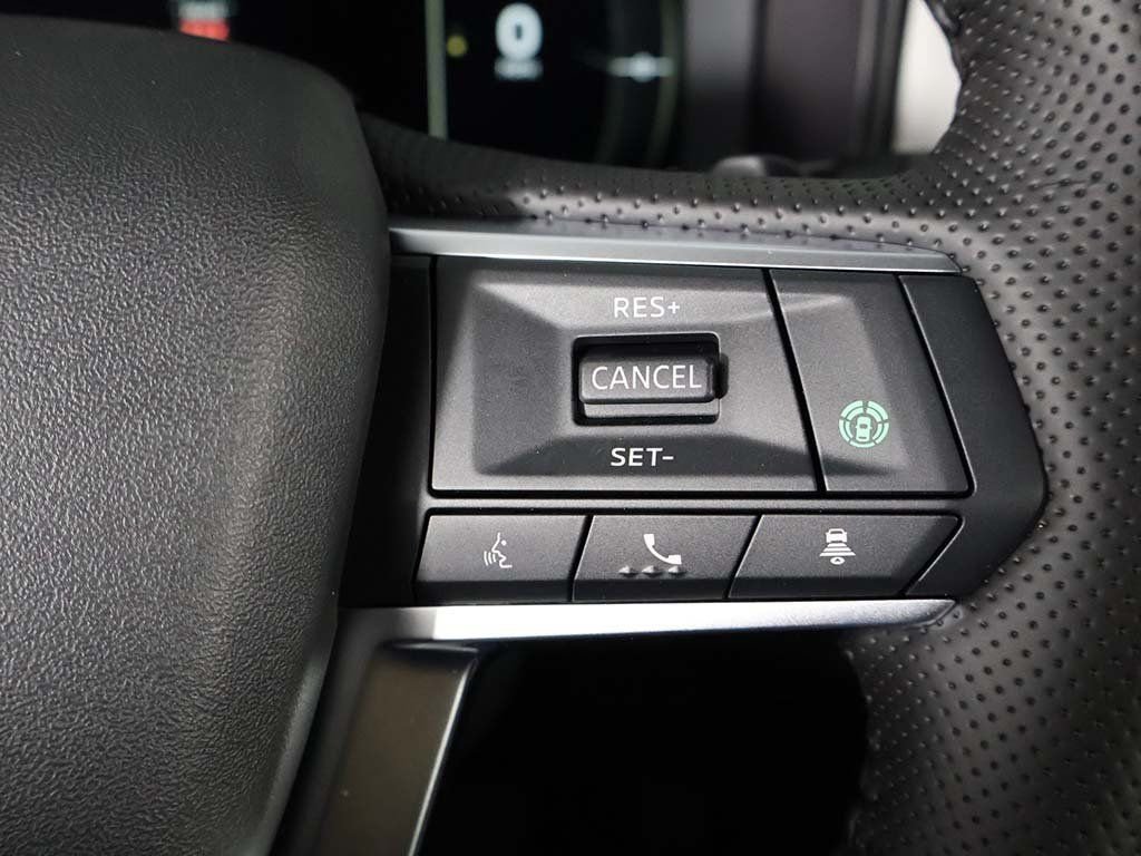 2025 Mitsubishi Outlander SE - Photo 43