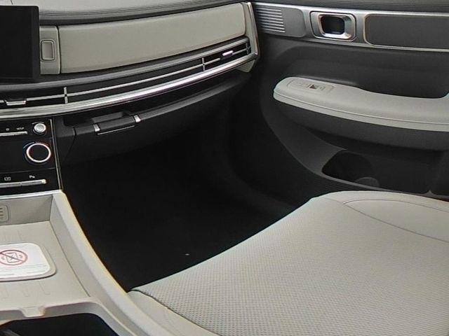 New 2027 Gray Hyundai SEL FWD image 38