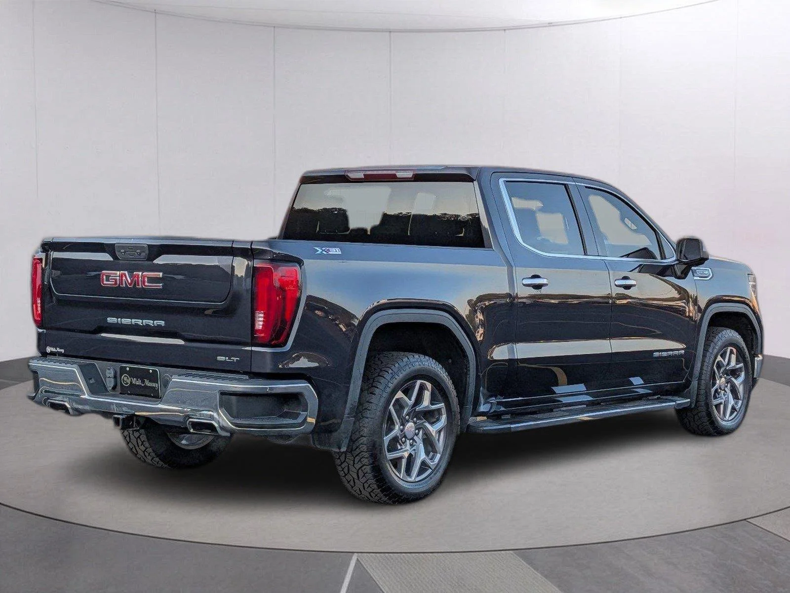 Certified Used 2023 TITANIUM RUSH METALLIC GMC SLT image 6