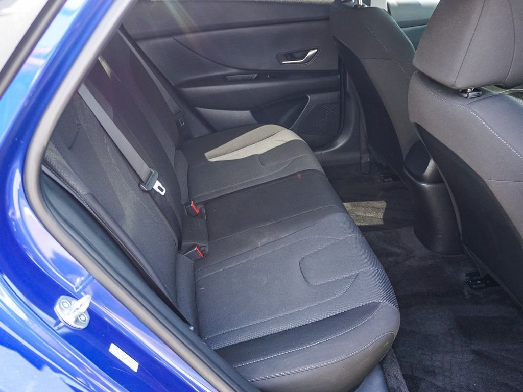 Used 2023 Blue Hyundai SE image 13