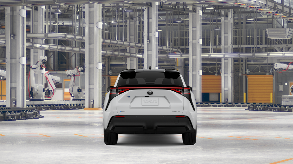 New 2026 Wind Chill Pearl with Midnight Black Metallic roof Toyota Limited image 8