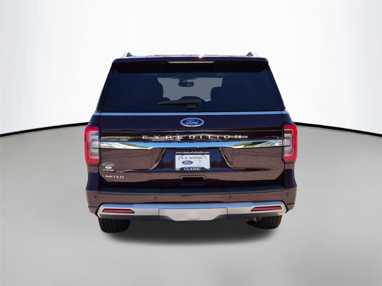 Used 2024 Jewel Red Metallic Tinted Clearcoat Ford Limited image 4