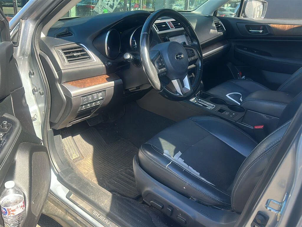 2016 Subaru Outback Limited - Photo 6
