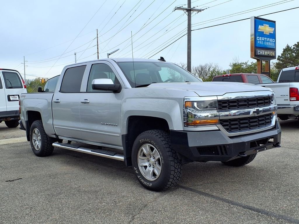 2018 Chevrolet Silverado 1500 LT - Photo 3