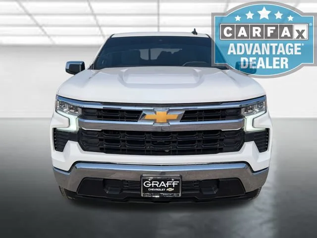 Used 2024 Summit White Chevrolet LT image 27