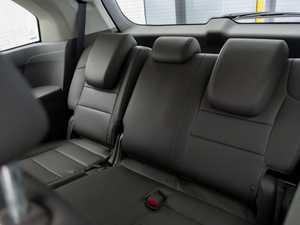 Used 2015 Modern Steel Metallic Honda EX-L image 18
